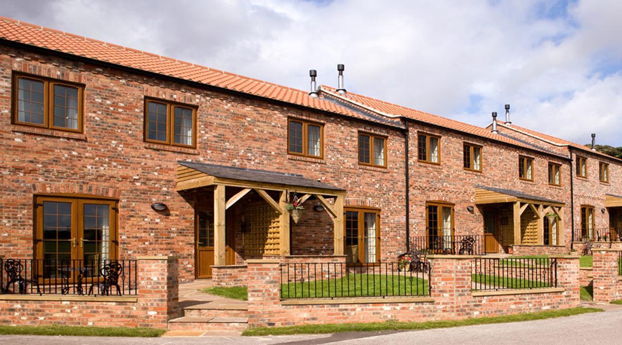 Red House Farm Cottages Беверли Экстерьер фото